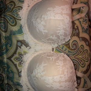 NWOT Victoria secret 38ddd dream angels Demi